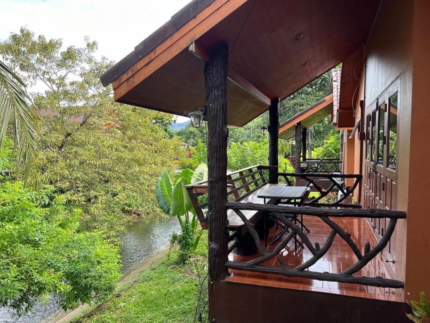 Khaosok Rainforest Resort Khao Sok National Park Exterior photo