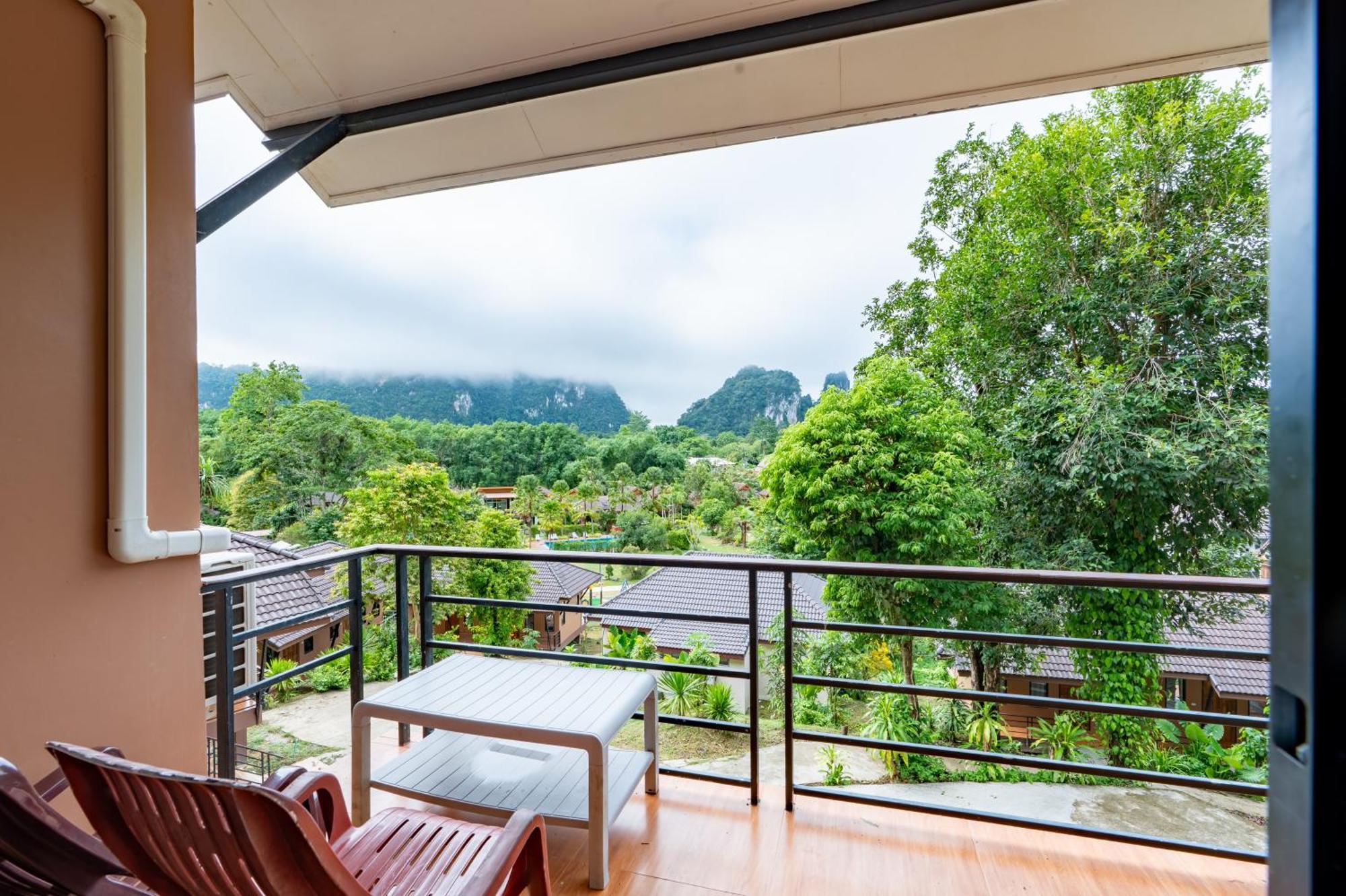Khaosok Rainforest Resort Khao Sok National Park Exterior photo