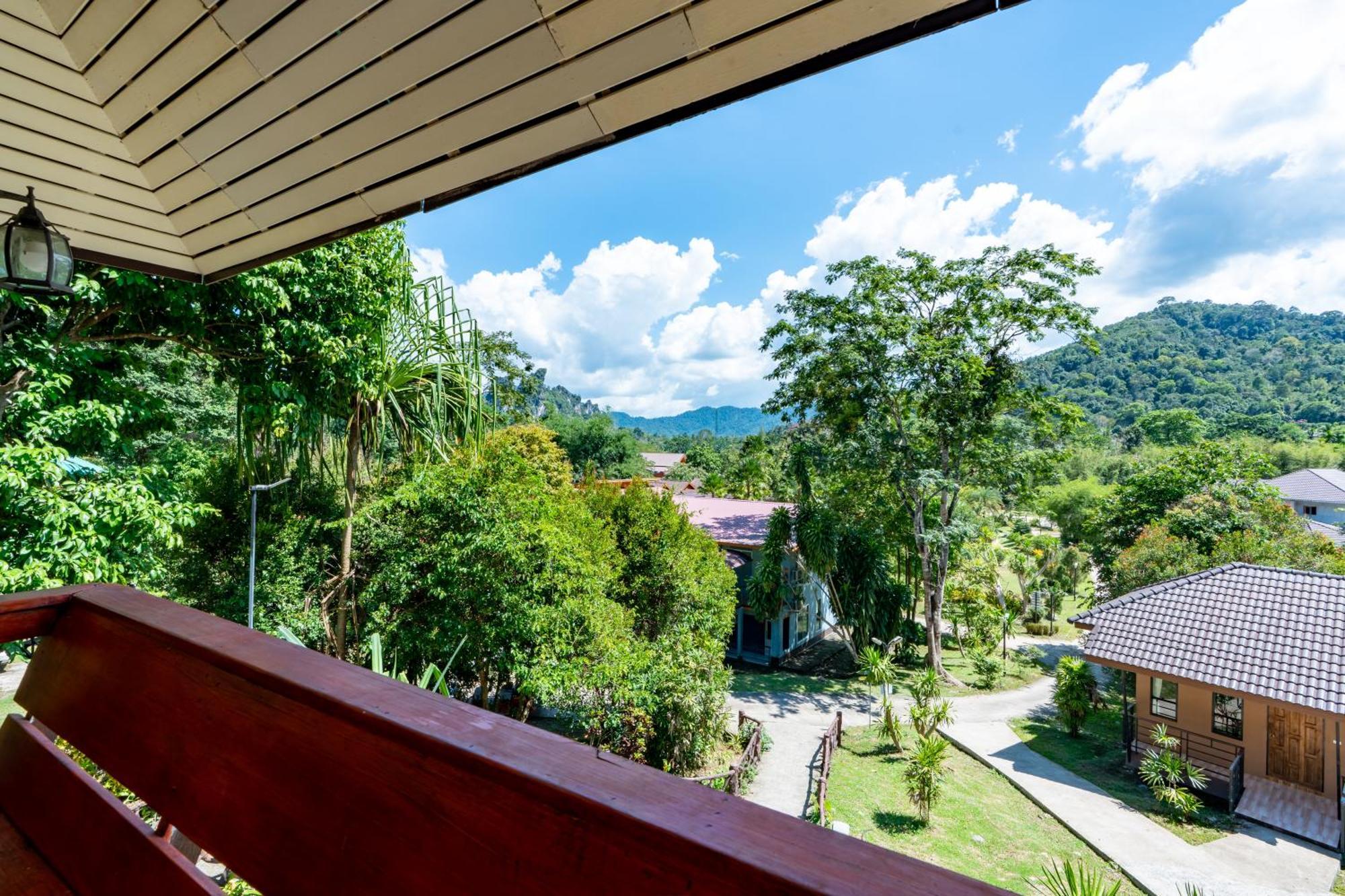 Khaosok Rainforest Resort Khao Sok National Park Exterior photo